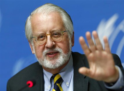 Paulo Pinheiro, chairperson of the International Commission of Inquiry on Syria talks to media during a news conference in Geneva September Paulo Pinheiro, chairperson of the International Commission of Inquiry on Syria talks to media during a news conference in Geneva September