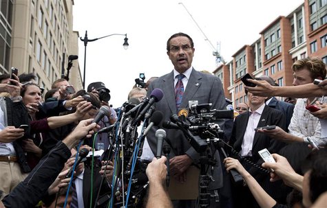 Washington DC Mayor Vincent Gray speaks during a news conference as police respond to a shooting at the Washington Navy Yard in Washington, Washington DC Mayor Vincent Gray speaks during a news conference as police respond to a shooting at the Washington Navy Yard in Washington,