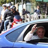 Pope Francis waves from a car as he leaves at the end of his visit to the Basilica of Saint John Lateran in Rome September 16, 2013. REUTERS Pope Francis waves from a car as he leaves at the end of his visit to the Basilica of Saint John Lateran in Rome September 16, 2013. REUTERS