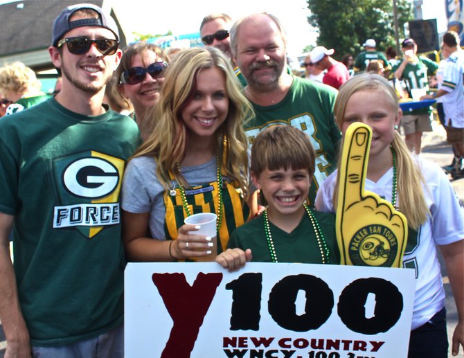 Y100 Preseason Tailgate Parties in the Summer Sun