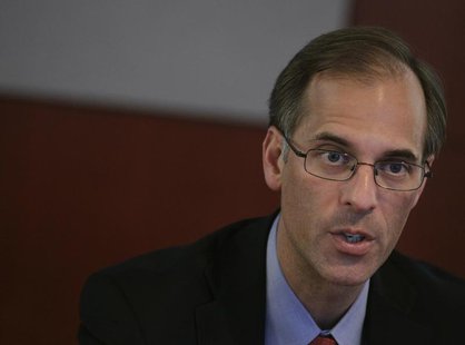 Mark Zandi, chief economist of Moody's Analytics, speaks at the Reuters Real Estate and Infrastructure Summit in New York June 20, 2011. REU Mark Zandi, chief economist of Moody's Analytics, speaks at the Reuters Real Estate and Infrastructure Summit in New York June 20, 2011. REU