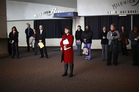 Job seekers listen to a presentation at the Colorado Hospital Association health care career fair in Denver April 9, 2013. REUTERS/Rick Wilk Job seekers listen to a presentation at the Colorado Hospital Association health care career fair in Denver April 9, 2013. REUTERS/Rick Wilk