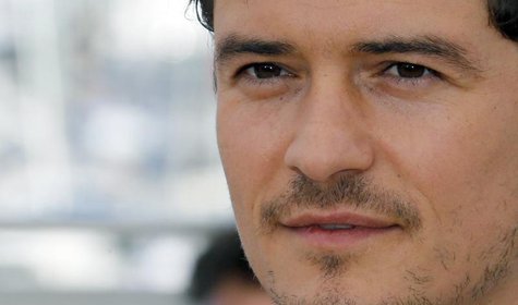 Cast member Orlando Bloom poses during a photocall for the film "Zulu" at the 66th Cannes Film Festival in Cannes May 26, 2013. REUTERS/Regi Cast member Orlando Bloom poses during a photocall for the film "Zulu" at the 66th Cannes Film Festival in Cannes May 26, 2013. REUTERS/Regi