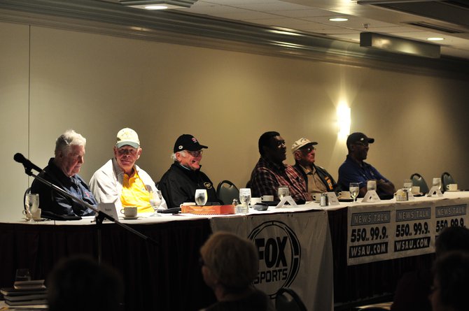 Green & Gold Legends Lunch in Wausau with Bob Long, Bob Skoronski, Doug Hart, Dave Robinson, Fuzzy Thurston, and Marv Fleming. Photo by Dave Kallaway.