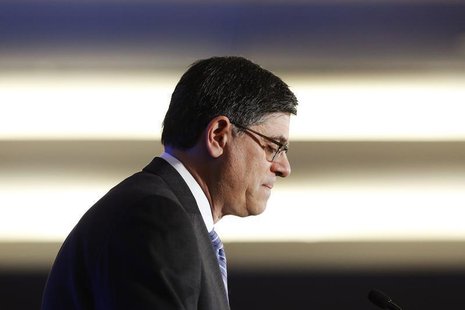 U.S. Treasury Secretary Jack Lew pauses while delivering remarks to the Economic Club of Washington D.C., in Washington, September 17, 2013. U.S. Treasury Secretary Jack Lew pauses while delivering remarks to the Economic Club of Washington D.C., in Washington, September 17, 2013.