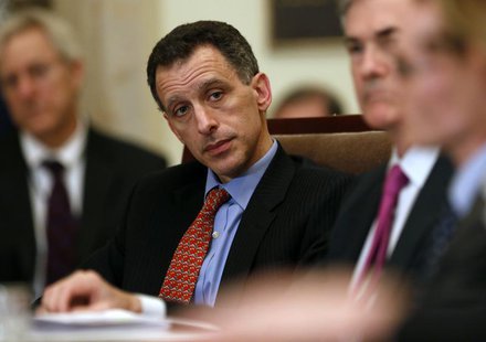 Federal Reserve Board of Governors member Jeremy Stein listens during an open board meeting at the Federal Reserve in Washington December 14 Federal Reserve Board of Governors member Jeremy Stein listens during an open board meeting at the Federal Reserve in Washington December 14