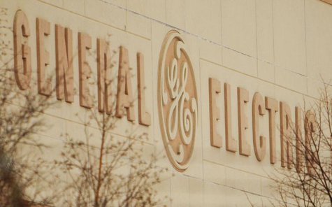 General Electric Co. acknowledged on Thursday that a cut in its top-tier credit rating was possible, but its chief financial officer said th General Electric Co. acknowledged on Thursday that a cut in its top-tier credit rating was possible, but its chief financial officer said th