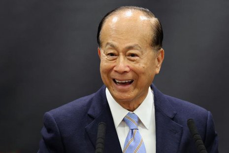 Hong Kong tycoon Li Ka-shing, speaks in the newly opened 'Li Ka-shing Centre for Health Information and Discovery' at Oxford University in O Hong Kong tycoon Li Ka-shing, speaks in the newly opened 'Li Ka-shing Centre for Health Information and Discovery' at Oxford University in O