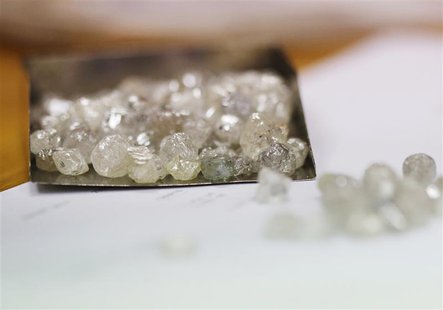 Uncut diamonds from the Leo Schachter Diamond Group's allocation are seen at De Beers offices in central London August 29, 2013. REUTERS/Oli Uncut diamonds from the Leo Schachter Diamond Group's allocation are seen at De Beers offices in central London August 29, 2013. REUTERS/Oli