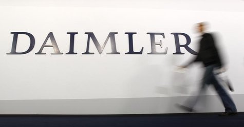 A shareholder arrives to a Daimler AG annual shareholder meeting in Berlin, April 4, 2012. REUTERS/Fabrizio Bensch A shareholder arrives to a Daimler AG annual shareholder meeting in Berlin, April 4, 2012. REUTERS/Fabrizio Bensch