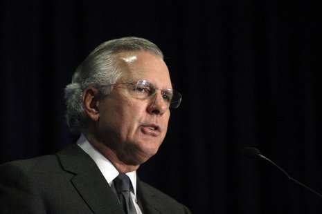 Federal Reserve Bank of Dallas President Richard Fisher speaks about the concept of breaking up 'too big to fail' banks to a breakout group Federal Reserve Bank of Dallas President Richard Fisher speaks about the concept of breaking up 'too big to fail' banks to a breakout group