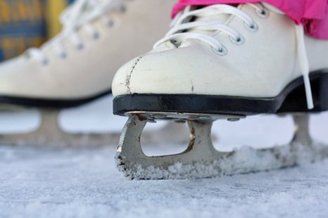 ice skates ice skates