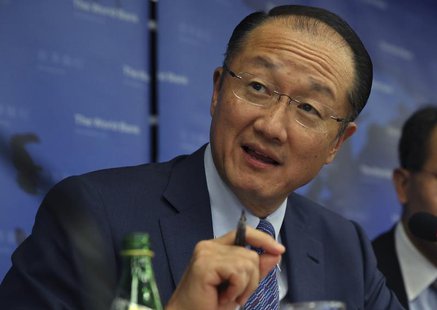 World Bank President Jim Yong Kim gestures during a press conference held in Beijing, September 18, 2013. REUTERS/China Daily World Bank President Jim Yong Kim gestures during a press conference held in Beijing, September 18, 2013. REUTERS/China Daily