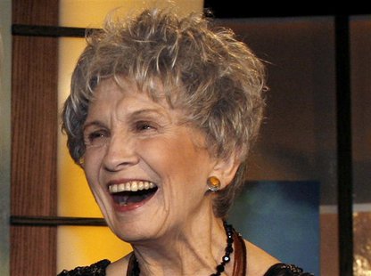 File photo of Canadian writer Alice Munro smiling at the end of the Giller awards ceremony in Toronto in this November 6, 2007.REUTERS/Mike File photo of Canadian writer Alice Munro smiling at the end of the Giller awards ceremony in Toronto in this November 6, 2007.REUTERS/Mike