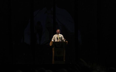 Maldivian presidential candidate Mohamed Nasheed (C), who was ousted as president in 2012, addresses his supporters at a political rally in Maldivian presidential candidate Mohamed Nasheed (C), who was ousted as president in 2012, addresses his supporters at a political rally in