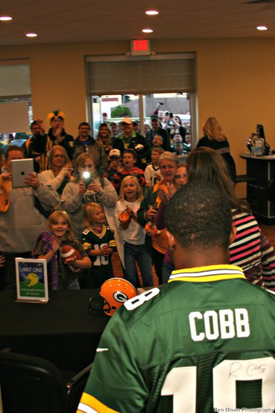 Randall Cobb at Cellcom in Sheboygan