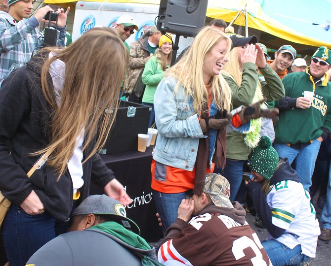 10/20/13 vs. Cleveland - What's going on here????
