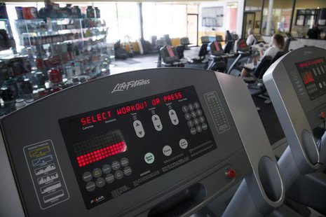 The controls for a treadmill at the Bally Total Fitness facility in Arvada, Colorado June 15, 2009. REUTERS/Rick Wilking The controls for a treadmill at the Bally Total Fitness facility in Arvada, Colorado June 15, 2009. REUTERS/Rick Wilking