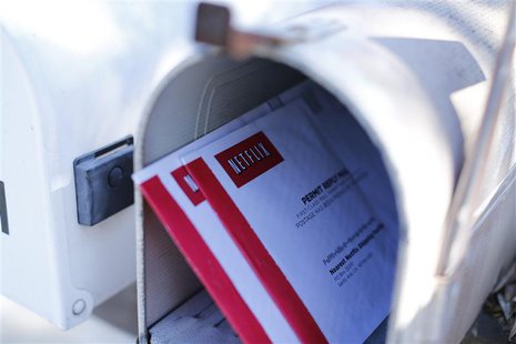 Netflix DVDs return mailers are shown in a mail box in Encinitas, California October 21, 2013. REUTERS/Mike Blake Netflix DVDs return mailers are shown in a mail box in Encinitas, California October 21, 2013. REUTERS/Mike Blake