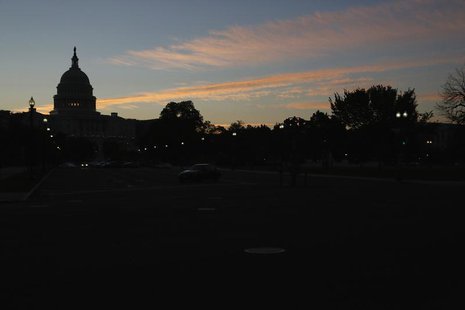 The sun rises over the U.S. Capitol dome in Washington, October 18, 2013. REUTERS/Jonathan Ernst The sun rises over the U.S. Capitol dome in Washington, October 18, 2013. REUTERS/Jonathan Ernst