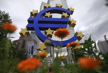 A structure showing the Euro currency sign is seen in front of the European Central Bank (ECB) headquarters in Frankfurt July 11, 2012. REUT A structure showing the Euro currency sign is seen in front of the European Central Bank (ECB) headquarters in Frankfurt July 11, 2012. REUT