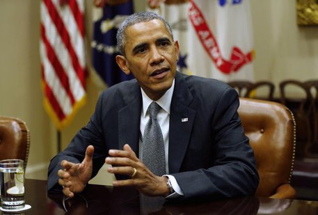 U.S. President Barack Obama holds a meeting with small business owners at the White House in Washington October 11, 2013. REUTERS/Kevin Lama U.S. President Barack Obama holds a meeting with small business owners at the White House in Washington October 11, 2013. REUTERS/Kevin Lama