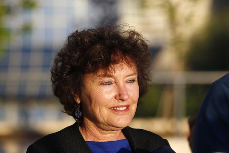 Newly appointed Bank of Israel Governor Karnit Flug gives a statement to the media outside the Bank of Israel building in Jerusalem October Newly appointed Bank of Israel Governor Karnit Flug gives a statement to the media outside the Bank of Israel building in Jerusalem October