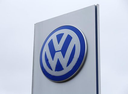 A Volkswagen sign is seen at a Volkswagen dealership in Carlsbad, California, April 29, 2013. REUTERS/Mike Blake A Volkswagen sign is seen at a Volkswagen dealership in Carlsbad, California, April 29, 2013. REUTERS/Mike Blake