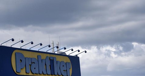 Clouds are pictured above the German do-it-yourself retailer Praktiker in Berlin July 11, 2013. REUTERS/Tobias Schwarz Clouds are pictured above the German do-it-yourself retailer Praktiker in Berlin July 11, 2013. REUTERS/Tobias Schwarz