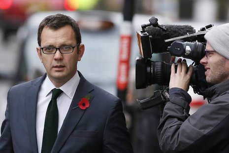 Former News of the World editor Andy Coulson arrives at the Old Bailey courthouse in London November 1, 2013. REUTERS/Stefan Wermuth Former News of the World editor Andy Coulson arrives at the Old Bailey courthouse in London November 1, 2013. REUTERS/Stefan Wermuth