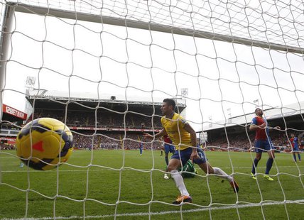Olivier Giroud of Arsenal celebrates scoring against Crystal Palace during their English Premier League soccer match at Selhurst Park, Londo Olivier Giroud of Arsenal celebrates scoring against Crystal Palace during their English Premier League soccer match at Selhurst Park, Londo
