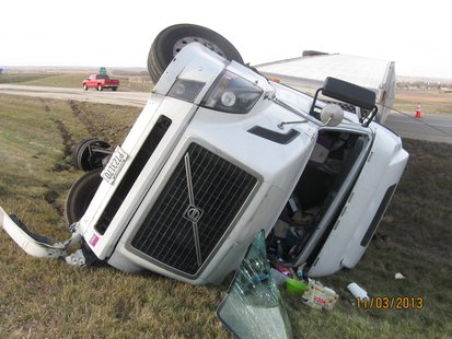 Semi rollover Semi rollover