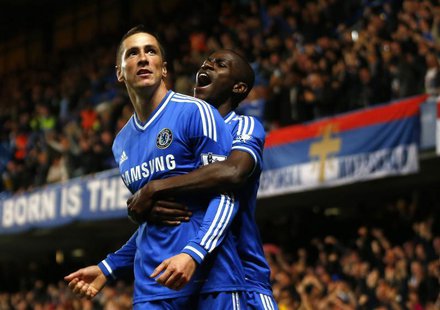 Chelsea's Fernando Torres (L) celebrates with team mate Ramires after scoring a goal against Manchester City during their English Premier Le Chelsea's Fernando Torres (L) celebrates with team mate Ramires after scoring a goal against Manchester City during their English Premier Le