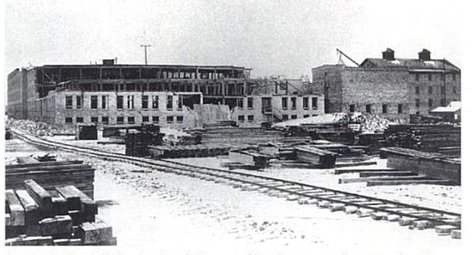 1891 Sioux Falls Stockyards and adjacent packing plant under construction. Photo from Siouxland Heritage Museums 1891 Sioux Falls Stockyards and adjacent packing plant under construction. Photo from Siouxland Heritage Museums
