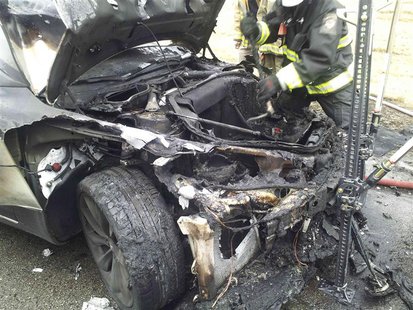 A Telsa Model S automobile destroyed by a fire is seen in a handout picture from the Tennessee Highway Patrol taken in Smyrna, Tennessee Nov A Telsa Model S automobile destroyed by a fire is seen in a handout picture from the Tennessee Highway Patrol taken in Smyrna, Tennessee Nov