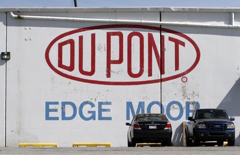 A view of the Dupont logo on a wall at the Dupont Edge Moor facility near Wilmington, Delaware, April 17, 2012. REUTERS/Tim Shaffer A view of the Dupont logo on a wall at the Dupont Edge Moor facility near Wilmington, Delaware, April 17, 2012. REUTERS/Tim Shaffer