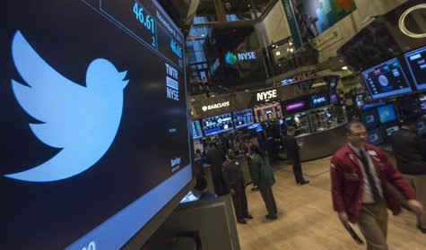 The Twitter logo is displayed on the floor of the New York Stock Exchange, November 8, 2013. REUTERS/Brendan McDermid The Twitter logo is displayed on the floor of the New York Stock Exchange, November 8, 2013. REUTERS/Brendan McDermid