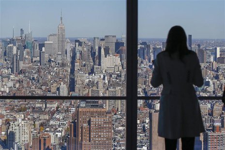 The Manhattan skyline is seen from the 68th floor of the 4 World Trade Center tower in New York, November 13, 2013. REUTERS/Shannon Stapleto The Manhattan skyline is seen from the 68th floor of the 4 World Trade Center tower in New York, November 13, 2013. REUTERS/Shannon Stapleto