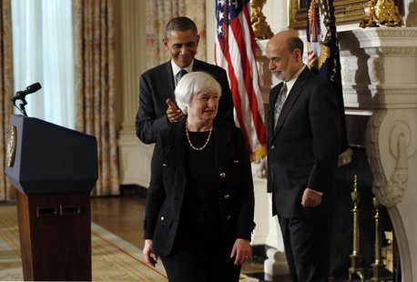 U.S. President Barack Obama applauds after announcing his nomination of Janet Yellen (C) to head the Federal Reserve as outgoing Fed chair B U.S. President Barack Obama applauds after announcing his nomination of Janet Yellen (C) to head the Federal Reserve as outgoing Fed chair B
