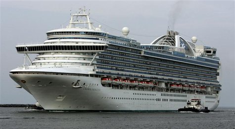 An American woman in her 50s on a Hawaii-bound cruise ship leaped overboard on Wednesday afternoon. (KELO AM) An American woman in her 50s on a Hawaii-bound cruise ship leaped overboard on Wednesday afternoon. (KELO AM)
