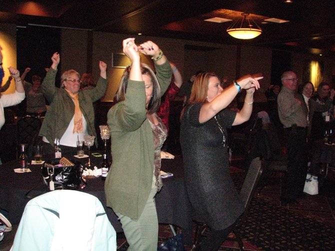 Everybody gettin' down to some Spice Girls before the Grand Prize winner announced!