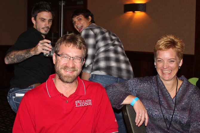 It's a Jake & Tanner photo bomb!