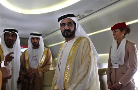 United Arab Emirates' Prime Minister and Ruler of Dubai Sheikh Mohammed bin Rashid al-Maktoum takes a tour inside an Airbus A380 aircraft du United Arab Emirates' Prime Minister and Ruler of Dubai Sheikh Mohammed bin Rashid al-Maktoum takes a tour inside an Airbus A380 aircraft du