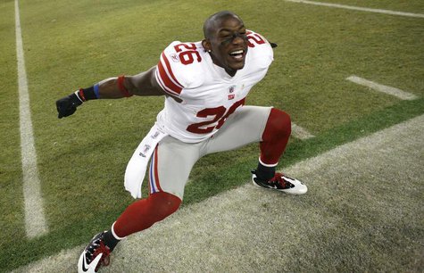 New York Giants Antrel Rolle celebrates after they defeated the Green Bay Packers in their NFL NFC Divisional playoff football game in Green New York Giants Antrel Rolle celebrates after they defeated the Green Bay Packers in their NFL NFC Divisional playoff football game in Green
