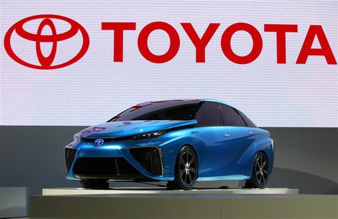 Toyota Motor Corp's FCV concept car is seen at the 43rd Tokyo Motor Show in Tokyo November 20, 2013. REUTERS/Toru Hanai Toyota Motor Corp's FCV concept car is seen at the 43rd Tokyo Motor Show in Tokyo November 20, 2013. REUTERS/Toru Hanai