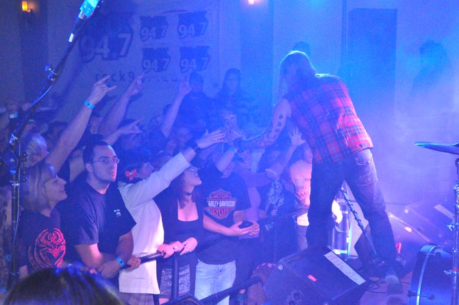 Soil at Halloween Hellraiser