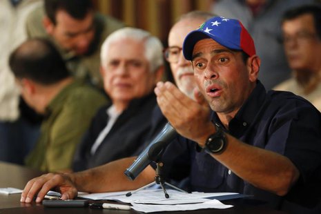 Venezuela's opposition leader and governor of Miranda state Henrique Capriles answers a question during a news conference in Caracas Novembe Venezuela's opposition leader and governor of Miranda state Henrique Capriles answers a question during a news conference in Caracas Novembe