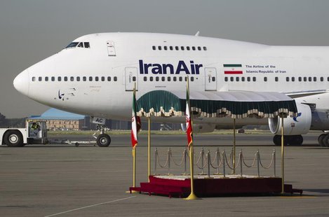 EDITORS' NOTE: Reuters and other foreign media are subject to Iranian restrictions on their ability to film or take pictures in Tehran. REUT EDITORS' NOTE: Reuters and other foreign media are subject to Iranian restrictions on their ability to film or take pictures in Tehran. REUT