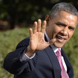 U.S. President Barack Obama waves to the press as he departs the White House, in Washington, November 24, 2013, for a 3-day swing trip to Se U.S. President Barack Obama waves to the press as he departs the White House, in Washington, November 24, 2013, for a 3-day swing trip to Se