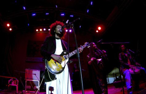 Tamikrest perform at the Sahel music festival in the Lompoul desert in Senegal November 22, 2013. REUTERS/Jean-Francois Huertas Tamikrest perform at the Sahel music festival in the Lompoul desert in Senegal November 22, 2013. REUTERS/Jean-Francois Huertas